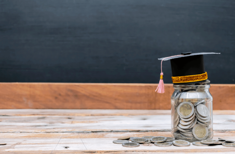 managing student loan debt and having money saved 